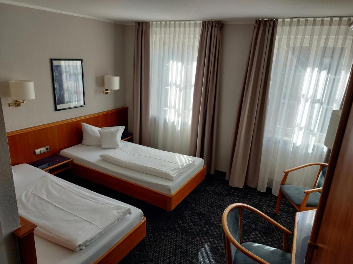 Hotel-Restaurant Roter Ochsen Lauchheim المظهر الخارجي الصورة